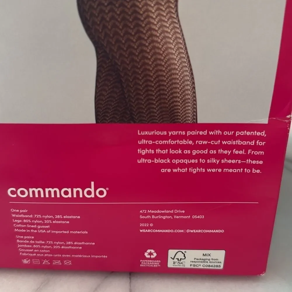 NIB Commando Scalloped Net Tights black  Open box not used